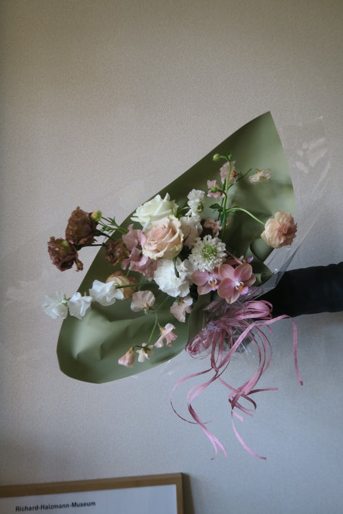 congratulatory bouquet(成人のお祝い花束) 【¥8,000】